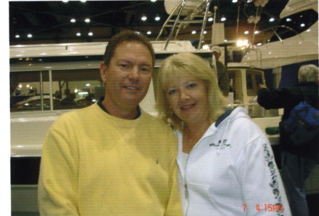 (R/J):  Jim and Joan (aka The Blonde) of SD/TX - now new owners of a 25CD.
Congratulations!