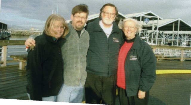 (R/J): At the Edmonds Marina after the SBS/CBC, Joyce & Roger (Sea DNA) along with Bill & Brenda Russell (Falcon) of Stamps, Arkansas.