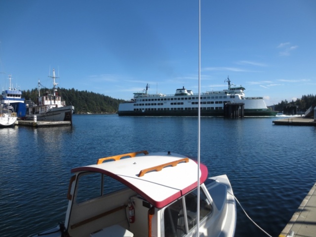 09-28-14 San Juans 13 - Friday Harbor Fuel Dock