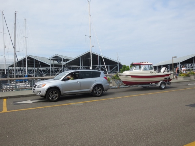 Tow vehicle - Toyota Rav4