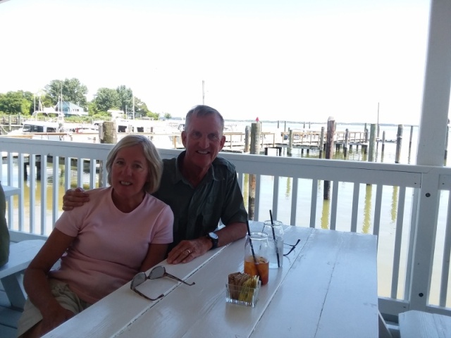 Boating in to a Chesapeake crab house feast