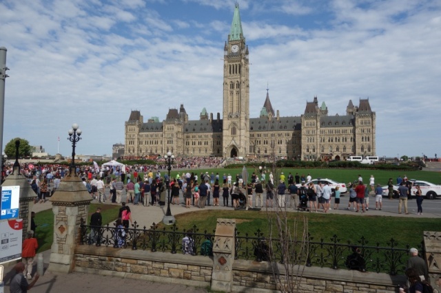 Canadaian changing of the guard every day at 10 AM