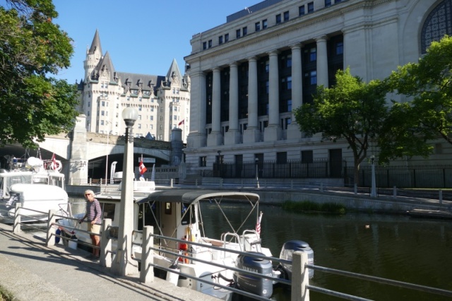 Ottawa city wall docking near the top of the 