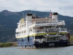 Hood River National Georgraphic Ship