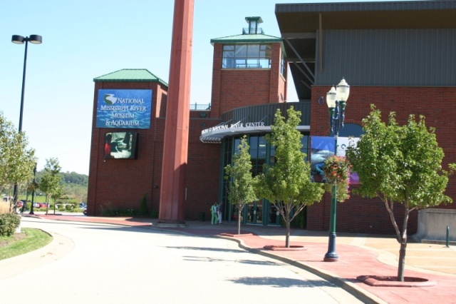 The Mississippi River Aquarium and Museum was great to see. We still made it back in time for more fun at Ron\'s place.