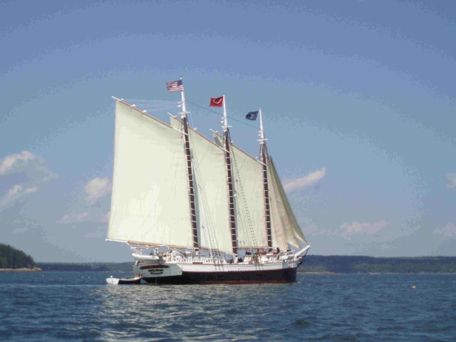 Windjammer Victory Chimes ( ME Quarter boat)