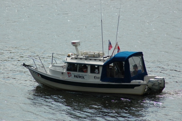 Coast Guard Aux. facillity #117 patrolling the upper Mississippi.