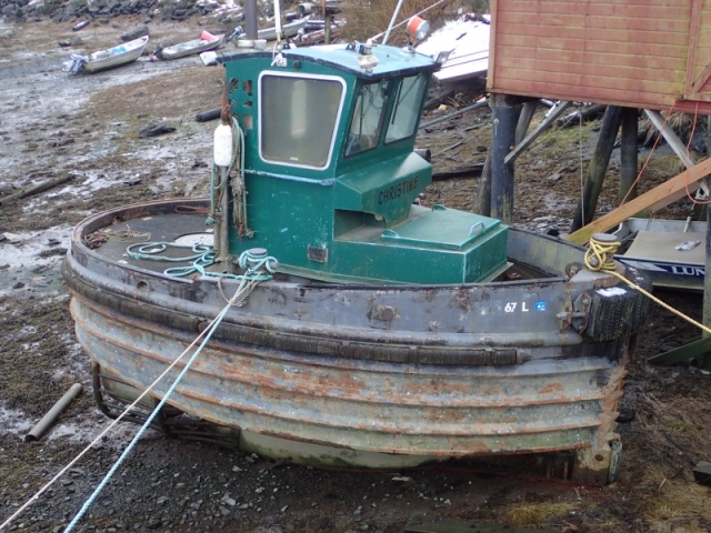 P2230033 - A lumber tug in Petersburg, Ak, harbor.  Some interesting length to height to beam to draft ratios.