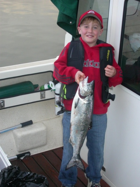 Possession Pt Blackmouth 11-9-08.  Caught on Green glow hotspot and green spatterback coho killer spoon.  120' down, just bounced bottom.