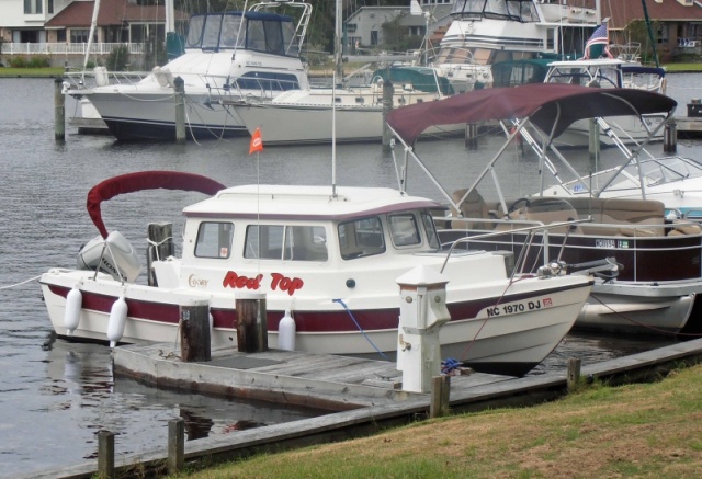 Red Top in Fairfield Harbour's Shoreline Marina