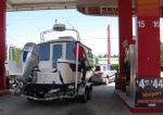Maneuvering a 52 ft rig at the gas station is INTERESTING!