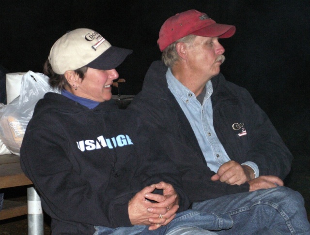 Larry and Kathy - C\'ya - at Sequim Campfire 9-30-06