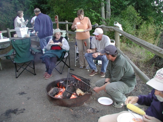 Hot Dogs, Pulled Pork and Corn!