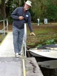 Tom (Traveler) shows by perspective the SIZE of this snake.