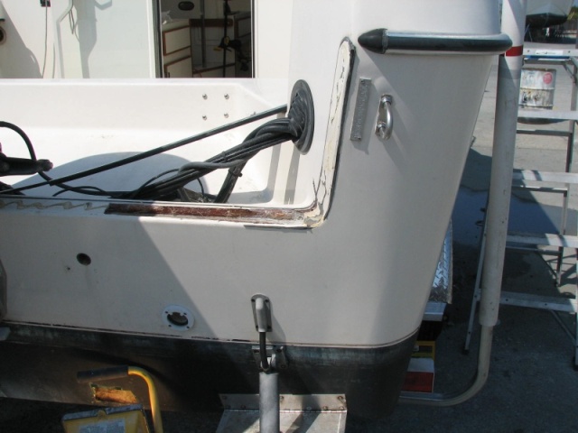 entire starboard transom