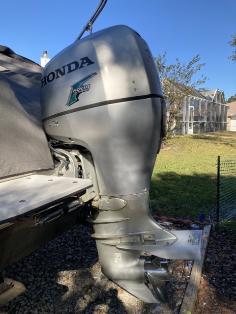 outboard paint job