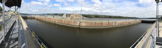 Panoramic photo of Lock 10