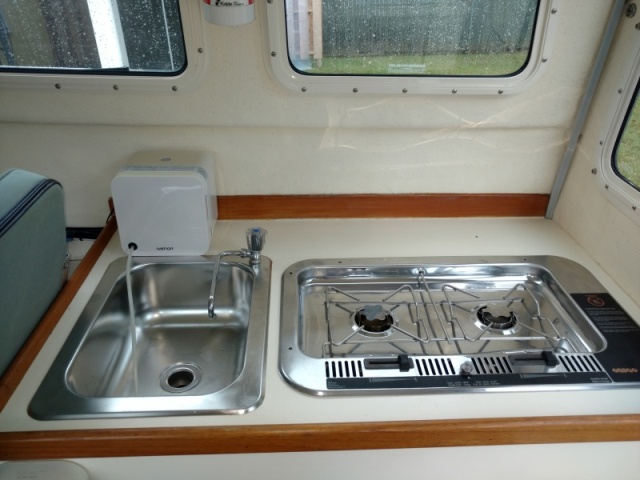 Galley with Sink, Pressure Water, and Origo Stove