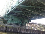 DSC02517 The bottom of a swing bridge on the Harlem River