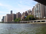 DSC02540 Coming down the East River Manhatten on the right