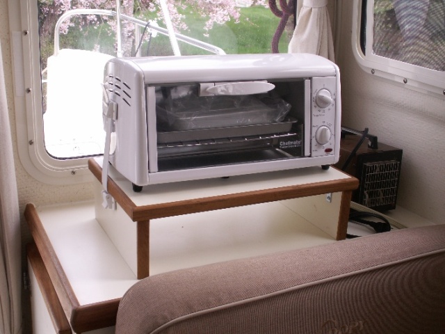 Toaster Oven Shelf - David Made