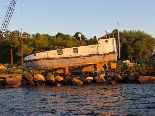 Low mileage cream puff crewed by the famous capt Runaground.