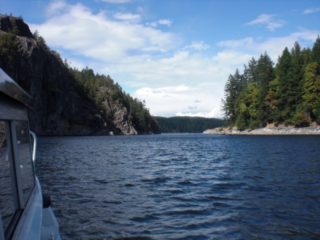 Entering Gorge Harbour.