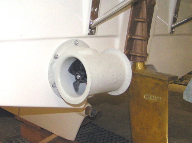 (Pat Anderson) Stern thruster on C-Ranger R25 white hull 1-20-06