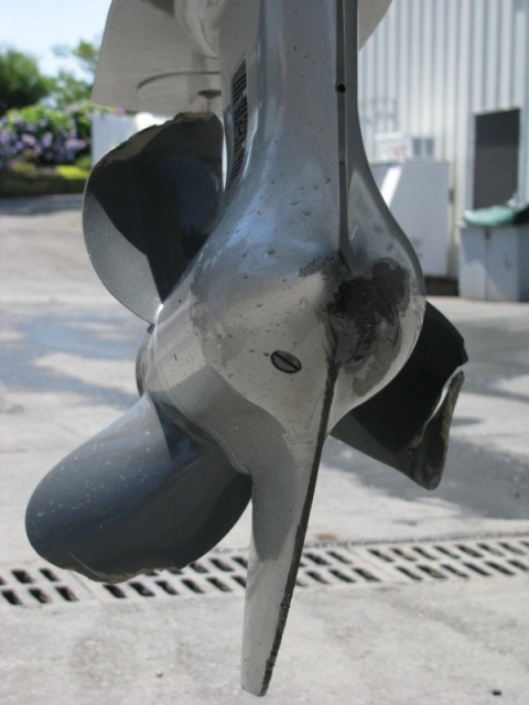 d lower unit damage Honda BF115