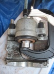 C-clamp on piston