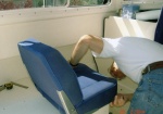 24 May 2005 Installing the swivel seat