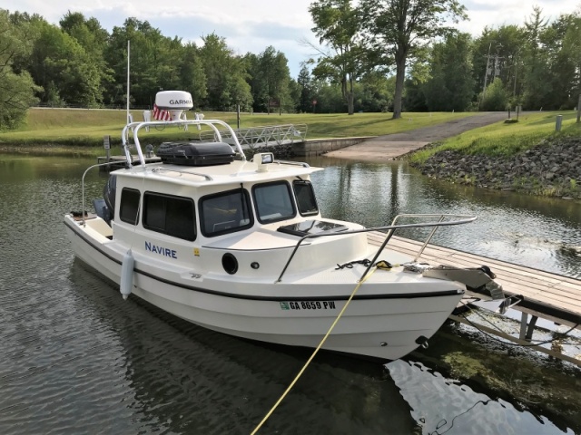 Tied up for the night at the slip at the Coles Creek marina