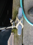Preset/rigged line example to make tying up at our home dock really quick and easy.  There is only a loop to stretch over the bow and stern cleat plus one more on the port side in the next pic.