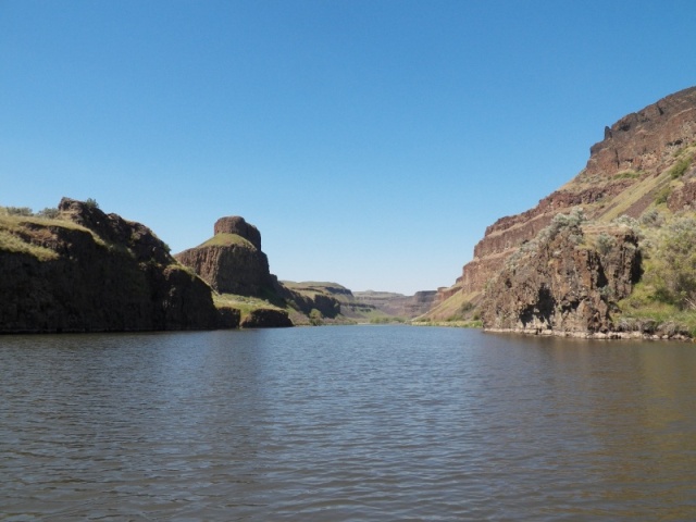 Once past the silted-in delta, the river opened and deepened.