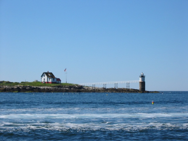 Rain Island light, Fisherman Passage