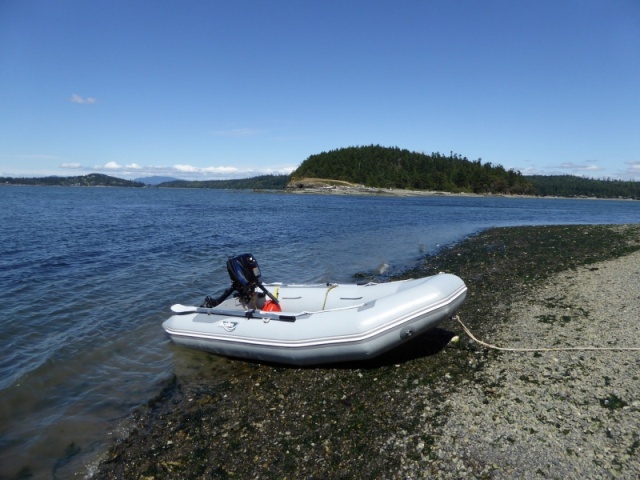 In the early afternoon I took the dinghy over to neighboring Skagit Island, where I am beached here.