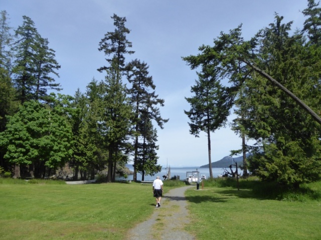 Main trail and nice open green fields at Jones Island