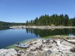 Exploring the Octopus Islands via dinghy