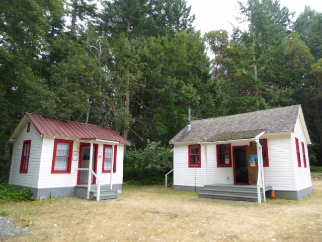 Museum/School house on way to Turn Point