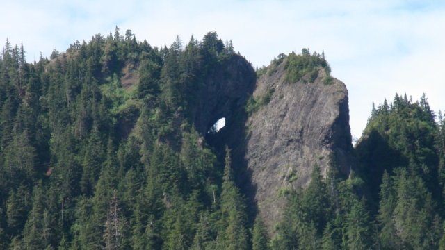 Hole in the rock, Chaplin Bay, Admiralty Island