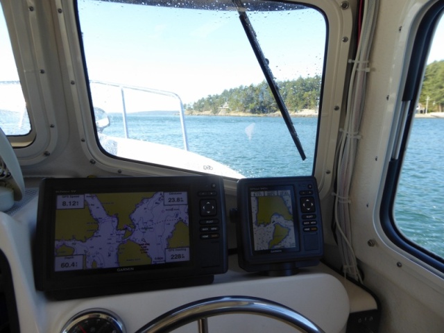 Bellingham Channel was a much better option, and crossing Rosario Strait from north end of Cypress the waves were down to 1-2' and no whitecaps. Going with the current thru Obstruction Pass here.