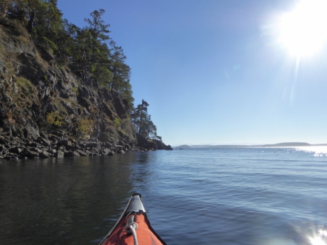 A perfect anchorage for the weather conditions - protected from the northerly winds, and with the warm October sun shining from the south. Felt more like summer!