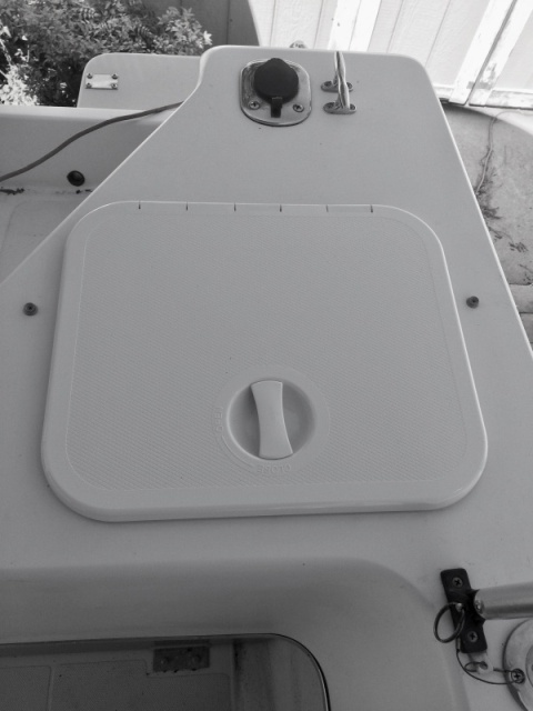 New hatch both port and starboard complete. No more leaks!