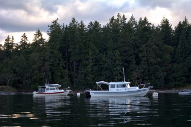 Grabbed a buoy at Newcastle Island. Was nice to meet Doug and Susan on the next boat over.