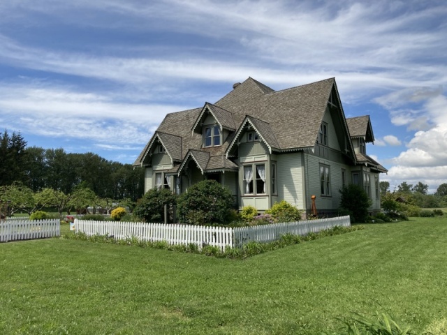 Hovander farmhouse