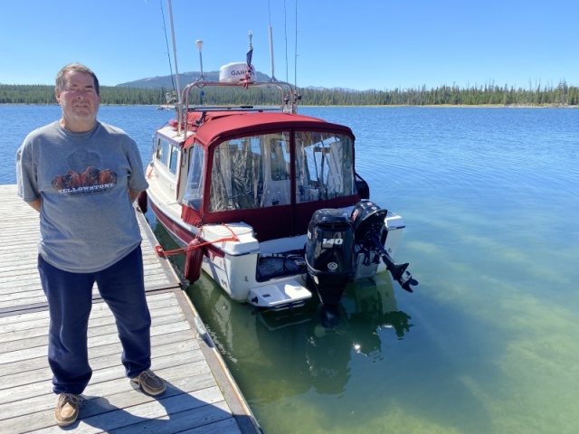 Jody & his Voyager with new 140 hp Suzuki