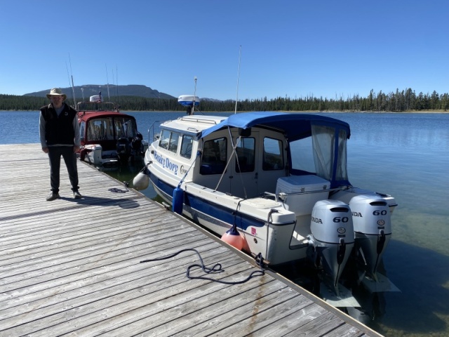 Jodys Voyager with Suzuki 140 & our HunkyDory with twin Honda 60s at Eagle Bay. We are both pleased with our upgraded motors