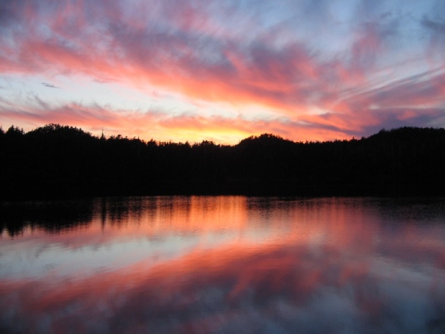 Sunset at anchor, Hessa Inlet