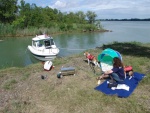 Highlight for Album: Small Picnic Detroit River 6-29-2008.