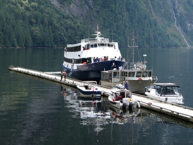 SleepyC & Julie Anne sharing the nearly empty dock with a ski boat that came up from Vashon Island, a tour boat from Egmont,BC, and a small ship cruise boat out of Seattle that is 120ft long.  He anchors out here for a couple of days and lets the guests kayak and hike.  He flies an RC float plane for kicks.